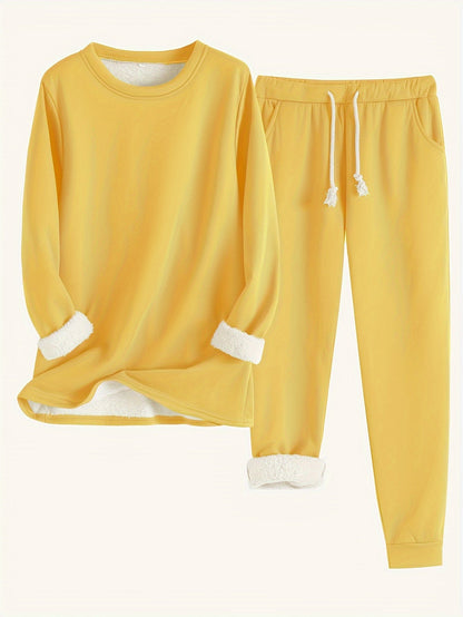 Relaxed Two Piece Lounge Set for Women | Mireya