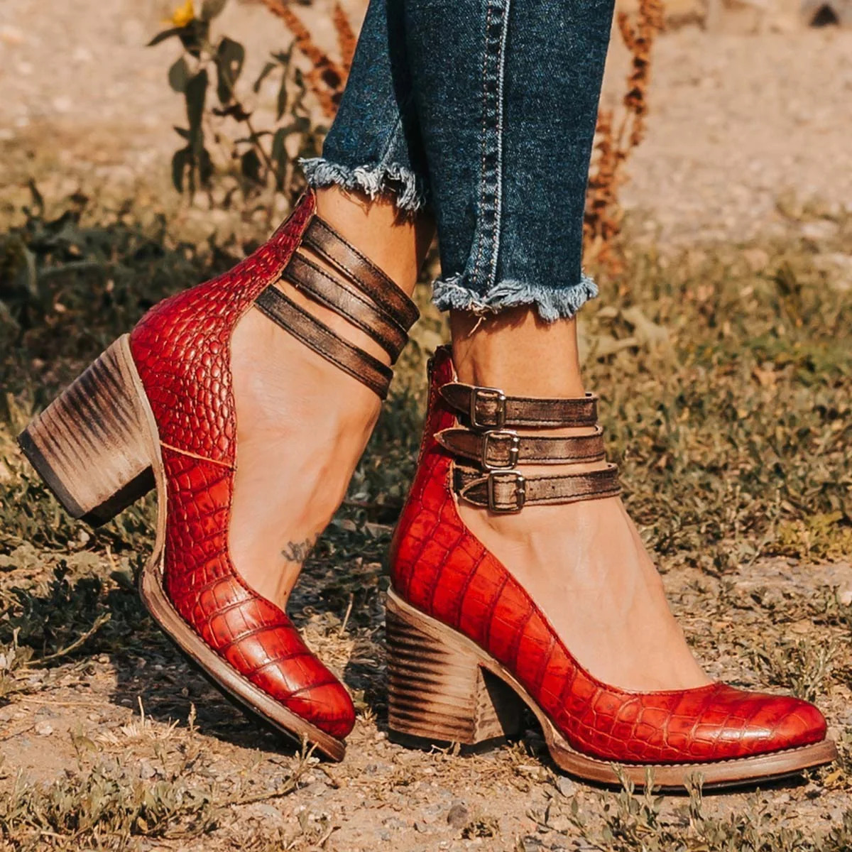 Vintage Ankle Strap Block Heel Sandals For Women | Arletta